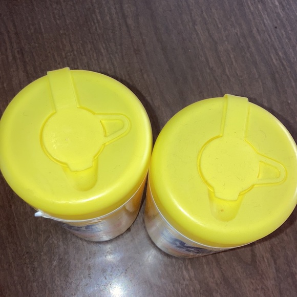 Tropical wet ones canisters 2x hand cleaner - Picture 4 of 8